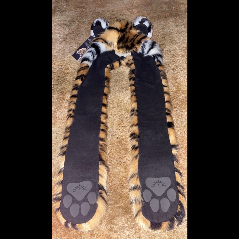 Limited edition TigersForever Spirithood